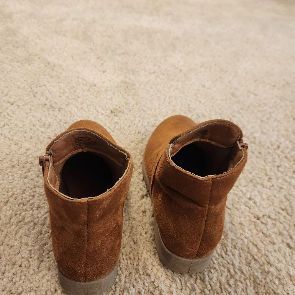 Just Fab Youth Big Kid‎ Size 2 Brown Suede Short Boots Bootie